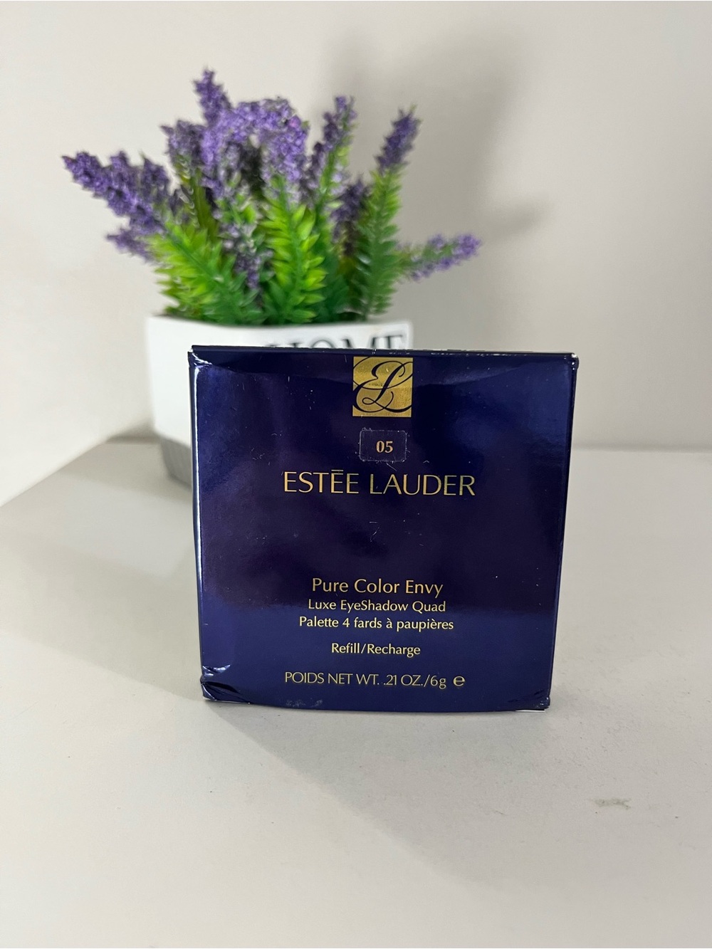 05 Grey Haze, Estée Lauder Pure Color Envy Luxe Eyeshadow Quad Refill, 0.21 OZ - Picture 5 of 6